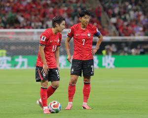 韩媒：李刚仁统治捷克、孙兴慜状态低迷，韩国足球核心位置已交棒
